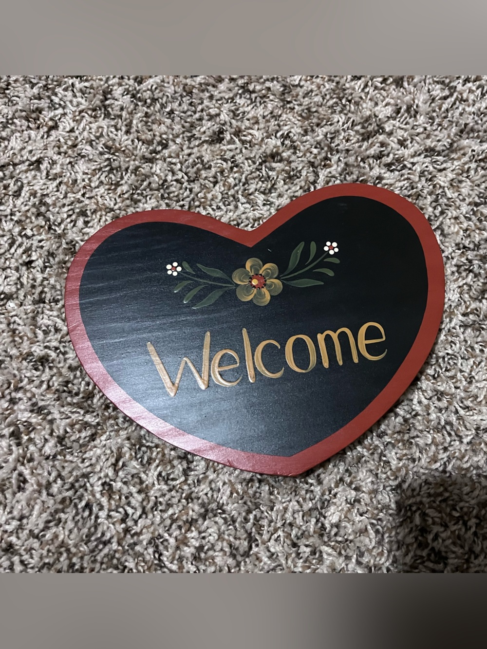 Welcome Heart Wall Accent Sign in Black and Red vintage old country style